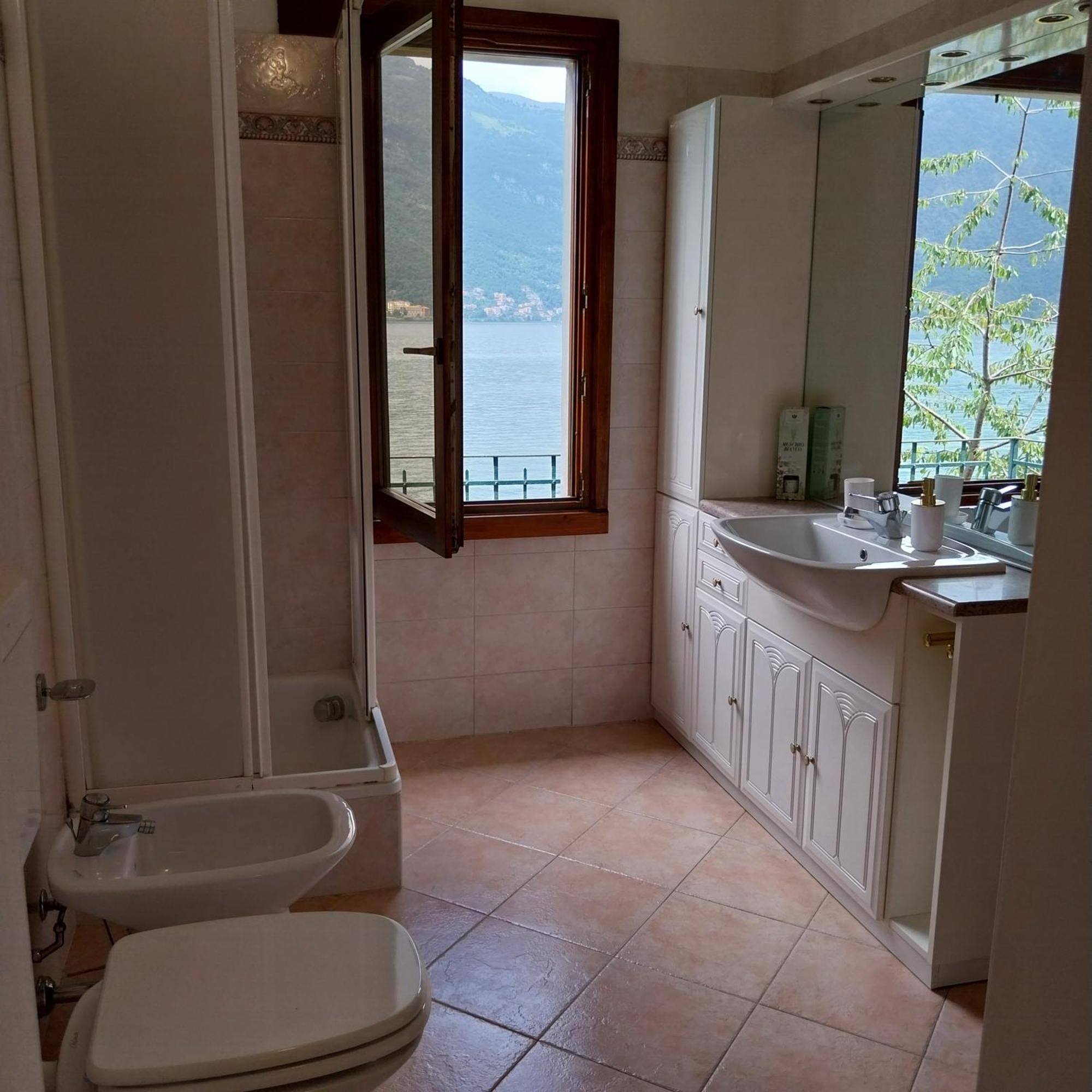 Ferienwohnung Casa Peppo Lezzeno Exterior foto